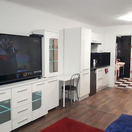 Apartament Centrum Panoramiczna Big Ben Z Balkonem-- Klimatyzacja-- เคียลเซ ภายนอก รูปภาพ