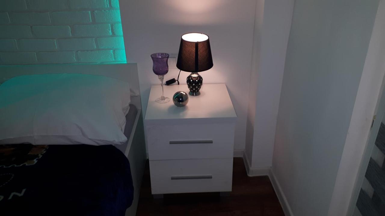Apartament Centrum Panoramiczna Big Ben Z Balkonem-- Klimatyzacja-- เคียลเซ ภายนอก รูปภาพ