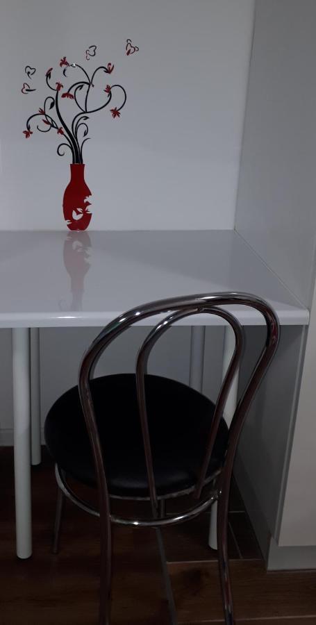 Apartament Centrum Panoramiczna Big Ben Z Balkonem-- Klimatyzacja-- เคียลเซ ภายนอก รูปภาพ