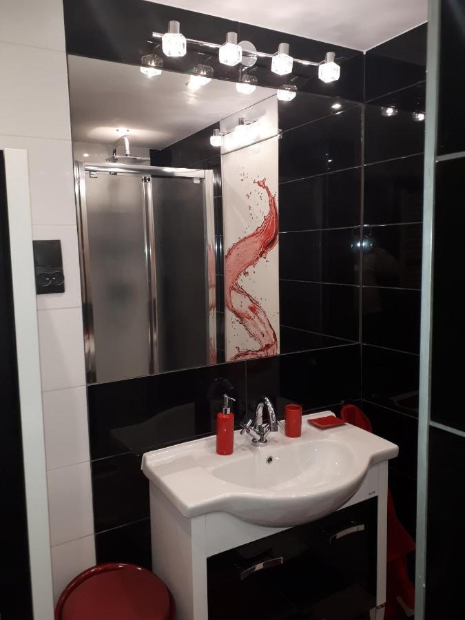 Apartament Centrum Panoramiczna Big Ben Z Balkonem-- Klimatyzacja-- เคียลเซ ภายนอก รูปภาพ