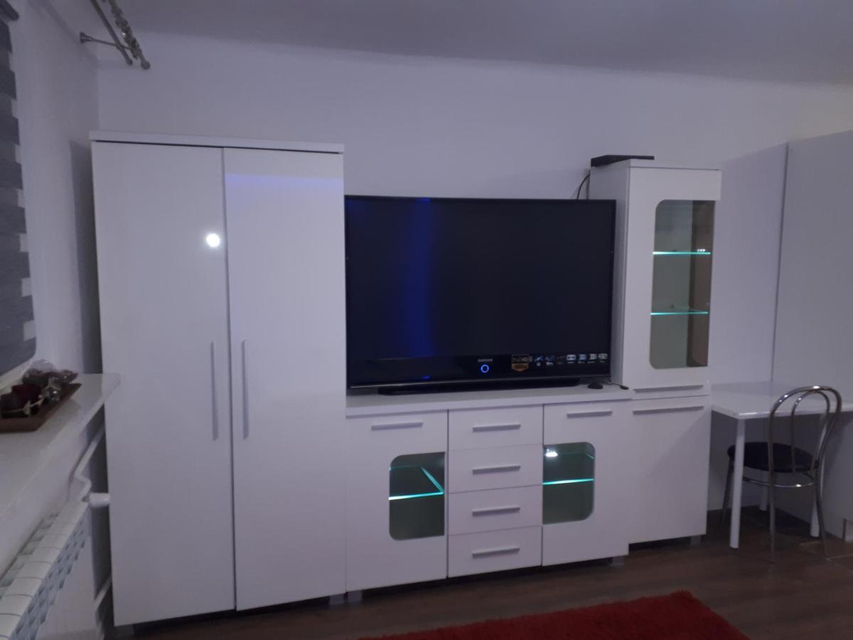 Apartament Centrum Panoramiczna Big Ben Z Balkonem-- Klimatyzacja-- เคียลเซ ภายนอก รูปภาพ